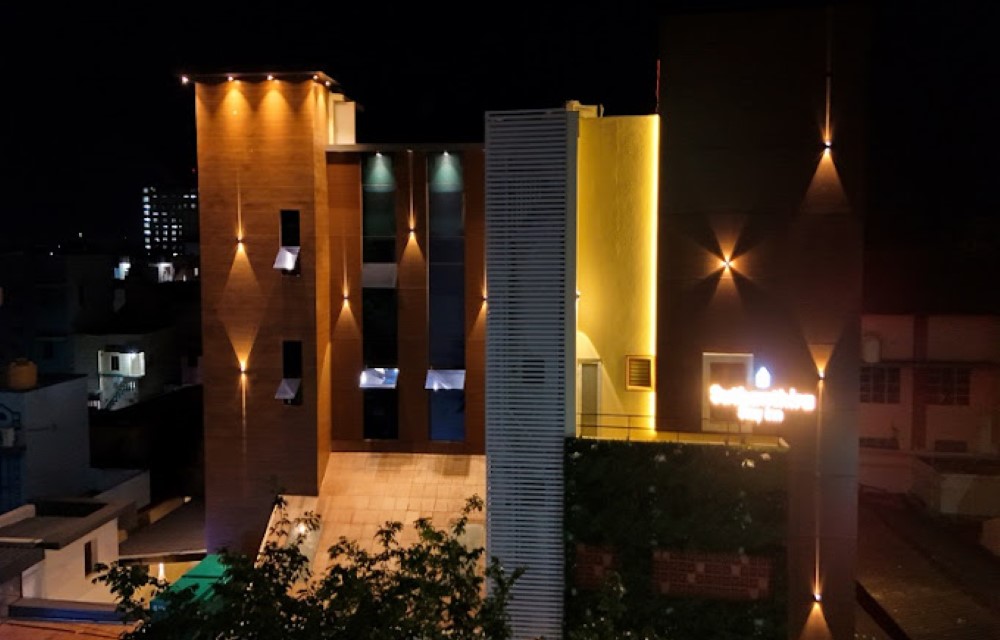 Night View Hotel Building Dindigul